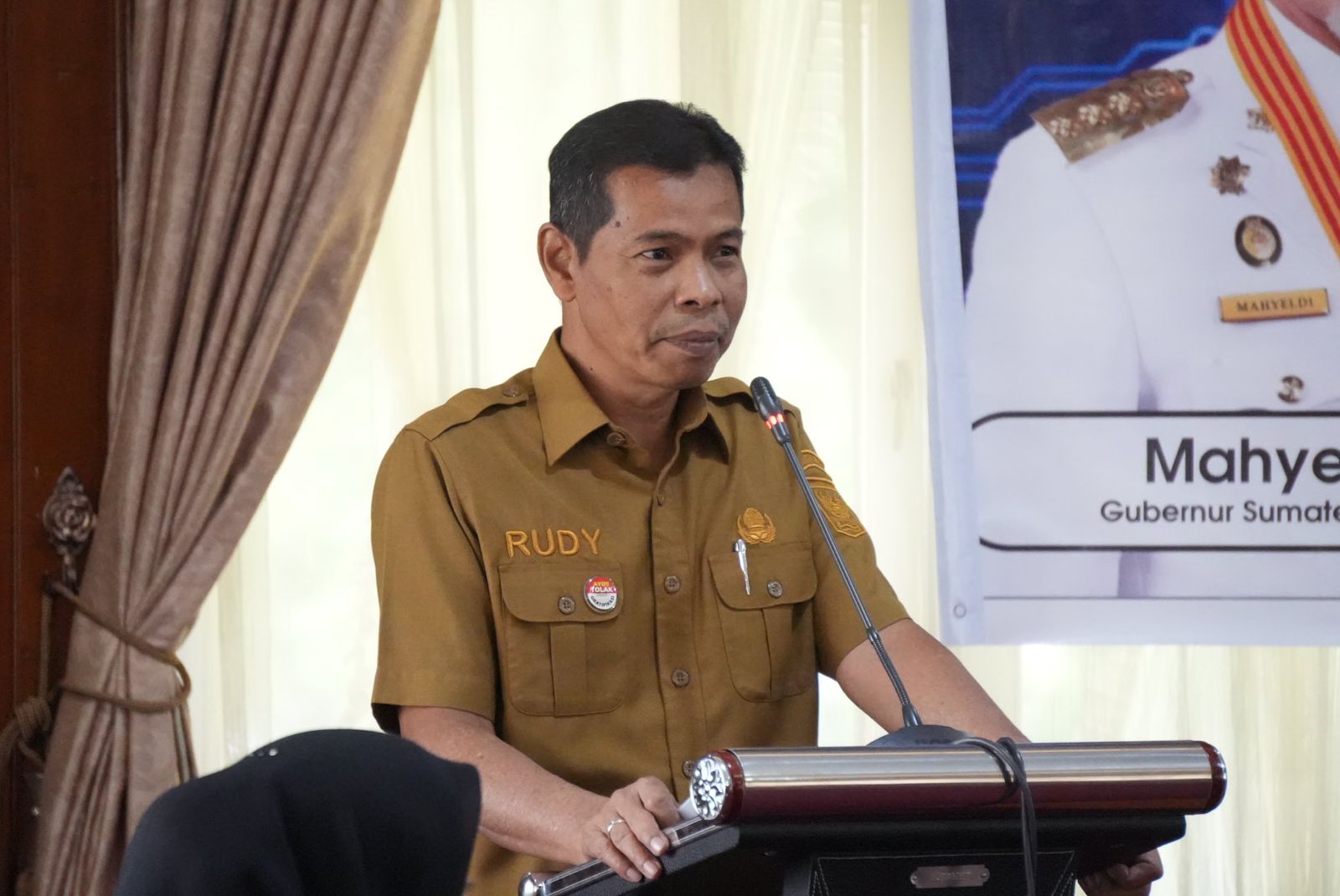 kadis-kominfotik-sumbar-minta-maaf,-pastikan-pelantikan-komisioner-kpid-16-maret