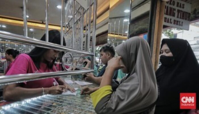 Emas Dijual, Masyarakat Penuhi Kebutuhan Lebaran