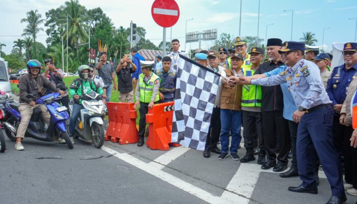 Sumbar Terapkan One Way, Lancarkan Arus Mudik Lembah Anai