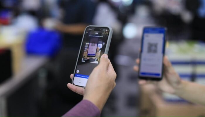 BRImo Lancarkan Kirim THR, QRIS dan Emas Beraksi