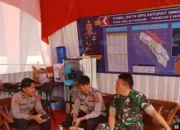 Pantai Carocok Painan: Petugas Gabungan Siaga Jaga Wisatawan