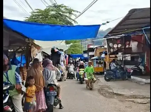 kios-sementara-tidak-nyaman,-pedagang-harapkan-pembangunan-pasar-inpres-painan-dipercepat
