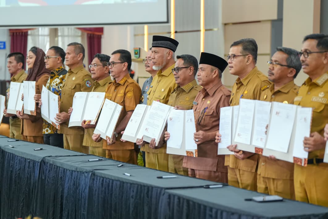 diresmikan-menteri-hukum,-sumbar-punya-pos-bantuan-hukum-di-1.265-nagari