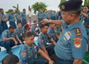 Kodaeral II Padang Promosikan Puluhan Personel TNI AL