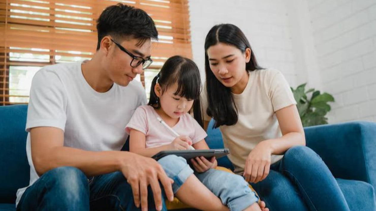 regulasi-saja-tak-cukup:-peran-orang-tua-dalam-menyempurnakan-pp-tunas