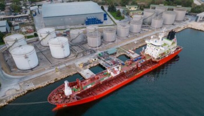 Trump Ancam Iran, Harga Minyak Dunia Langsung Meroket