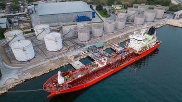 ancaman-eskalasi-perang-memanas,-harga-minyak-sentuh-us$111-per-barel