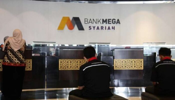 Mega Syariah Bidik Peluang Investasi Emas Saat Harga Goyah
