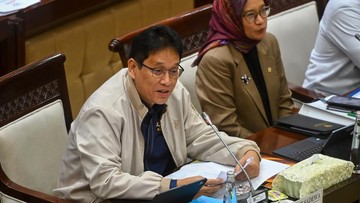 purbaya-pertimbangkan-pungut-pajak-pedagang-online-di-pertengahan-2026