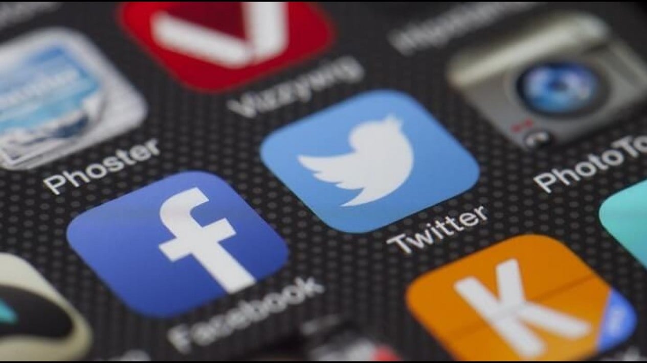 terungkap-ini-ciri-orang-yang-suka-stalking-media-sosial,-anda-termasuk?