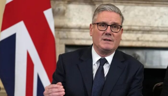 Starmer Soroti Dampak Kebijakan Trump dan Putin terhadap Energi