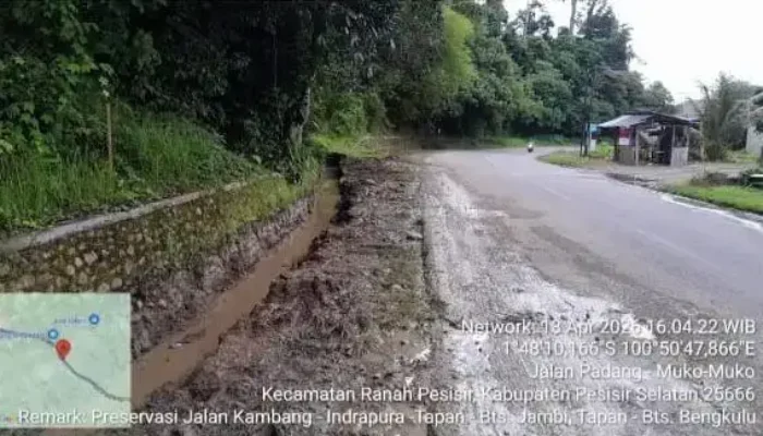 Pemerintah Perbaiki Ruas Jalan Nasional di Pesisir Selatan