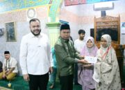 wako-fadly-amran-monitor-subuh-mubarakah -di-masjid-taufik-kayu-gadang-kuranji