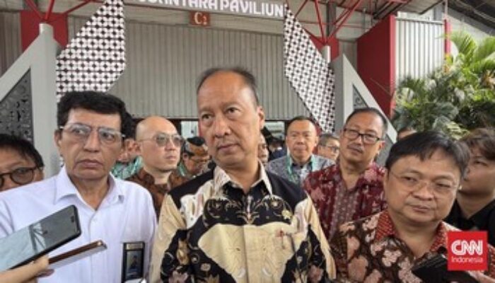 Menperin Dorong Produsen Plastik Tekan Margin Harga bagi IKM