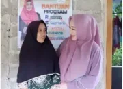 lisda-hendrajoni-serahkan-bantuan-sembako-dan-monev-rumah-sehat-terpadu-di-ranah-pesisir