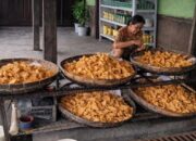 nia-bangkit-buka-usaha-tahu-bersama-pnm-mekaar-dan-bri