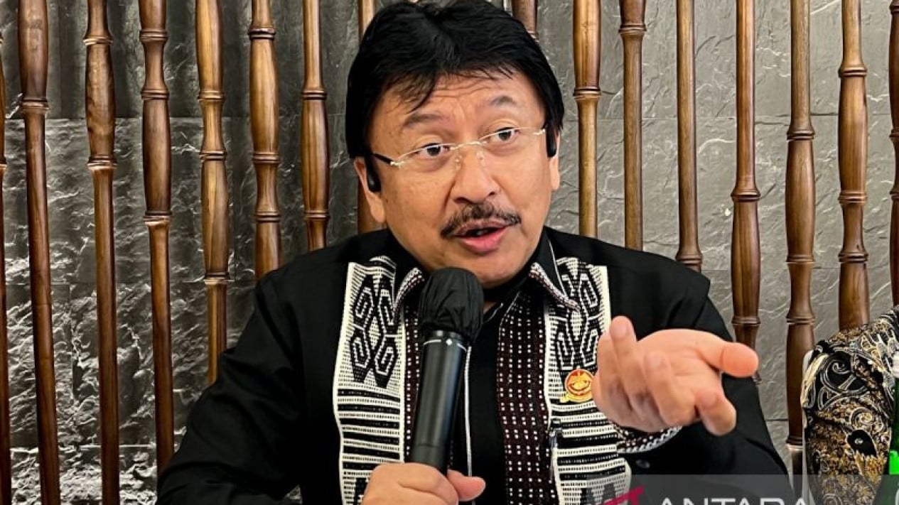 8-orang-meninggal,-kemenhub-ungkap-kronologi-jatuhnya-helikopter-di-sanggau-kalbar