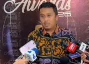 wagub-sumbar-vasko-ruseimy-raih-parlemen-jurnalis-awards-2026-kategori-penggerak-solidaritas-kebencanaan