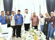 komut-muhammad-nuh-komit-kolaborasi-bank-mega-syariah-dan-perumda-am-kota-padang.