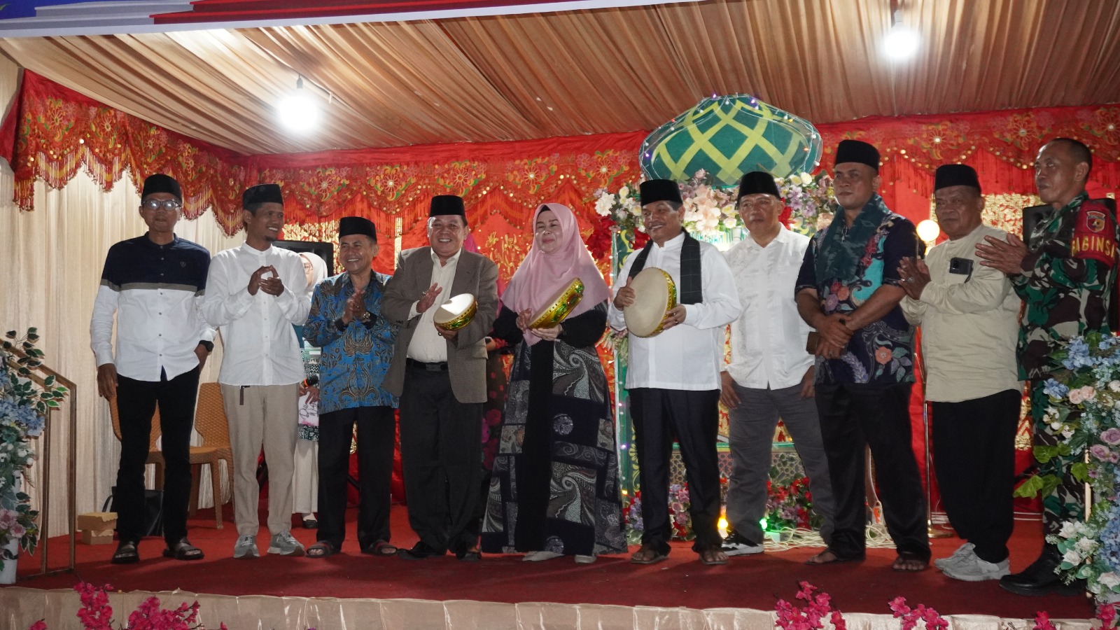 meriah.-camat-luki-buka-mtq-nasional-ke-42-tingkat-kelurahan-koto-lalang