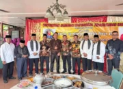 perantau-minang-di-malaysia-halal-bihalal-sambil-bermaaf-maafan-di-pondok-makan-setia-menanti