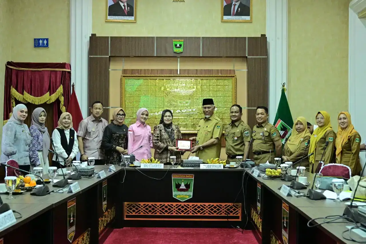 terima-kunjungan-komite-iv-dpd-ri,-gubernur-mahyeldi-sampaikan-dampak-kebijakan-fiskal-pusat-terhadap-daerah