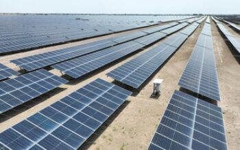 Danantara Gandeng Kampus Percepat Instalasi PLTS 17 GW