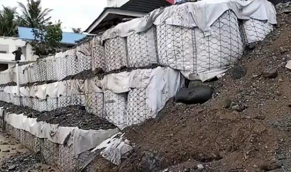 nindya-karya:-proyek-geobag-langkah-darurat-penanganan-banjir-di-kuranji