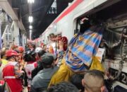 kereta-tabrakan-di-stasiun-bekasi-timur,-pt-kai-buka-suara