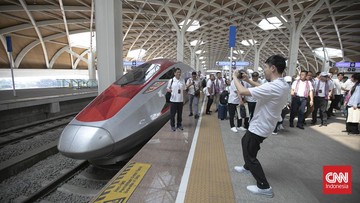 whoosh-targetkan-30-ribu-penumpang-per-hari-dalam-dua-tahun