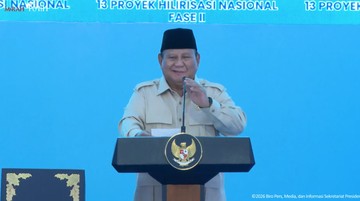 canda-prabowo-ke-menteri-trenggono:-enggak-boleh-pingsan-lagi