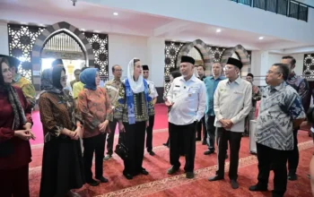 Pemprov Sumbar Luruskan Isu Sepatu Menteri di Masjid