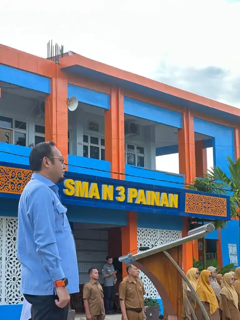 rahmat-saleh-soroti-pentingnya-guru-bentuk-karakter-di-tengah-pesatnya-ai