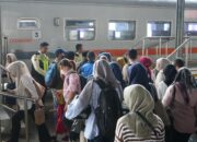 kai-divre-ii-sumbar-layani-23.817-penumpang-saat-libur-panjang