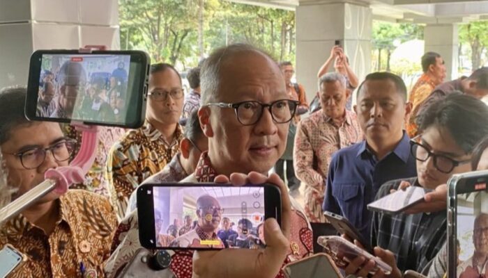 Agus Bahas Insentif Kendaraan Listrik dengan Purbaya