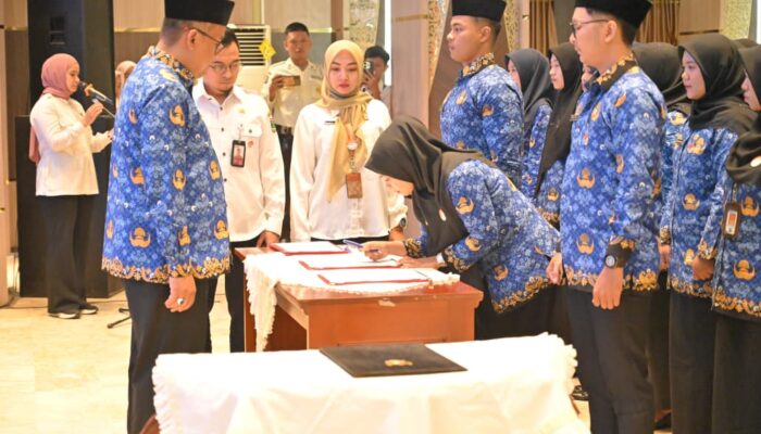 Sekdaprov Sumbar Tegaskan Sumpah PNS Bukan Formalitas