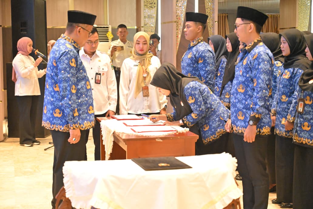 sekdaprov-sumbar:-sumpah-pns-adalah-komitmen-moral-dan-spiritual,-bukan-sekadar-formalitas