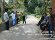 yonnarlis-tinjau-jalan-rusak-di-nagari-pitalah-batipuh