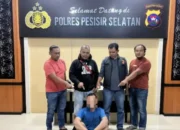 tim-satresnarkoba-pessel-amankan-iw-dan-6-paket-sabu-kecil