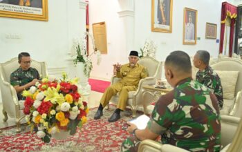Mahyeldi Bahas Penelitian Penanganan Bencana dengan TNI