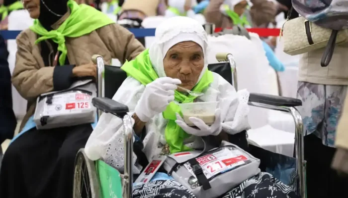 Lansia dan Disabilitas PDG 07 Dapat Layanan Khusus di Makkah