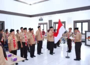ketua-kwarcab-payakumbuh-kukuhkan-saka-pramuka-rintisan-yogaswara