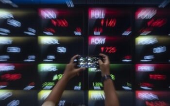 MSCI Coret 13 Saham Indonesia, AMRT Pindah Indeks Kecil