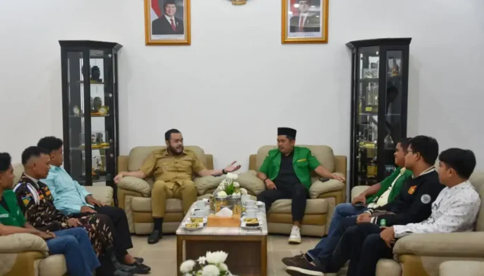 Fadly Amran Dukung Pelantikan Ansor Sumbar di Padang