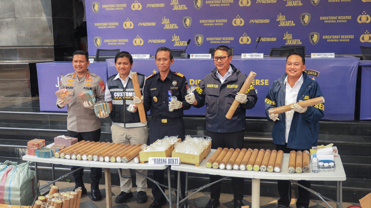 ungkap-penyelundupan-merkuri-di-pelabuhan-tanjung-priok,-bea-cukai-bersinergi-dengan-polda-metro-jaya