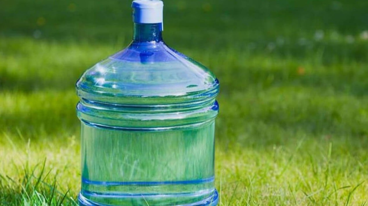 fakta-ilmiah-di-balik-penggunaan-plastik-polikarbonat