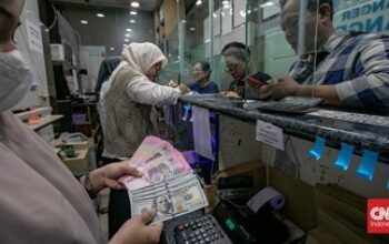Rupiah Terkapar ke Rekor Terendah Rp17.614 प्रति Dolar AS