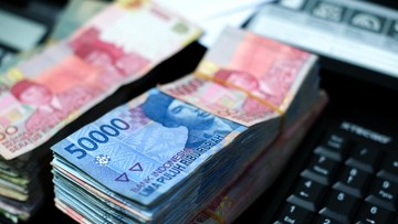 rupiah-tertekan-ke-rp17.596-per-dollar-as-jumat-sore