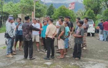 Warga Limau Manis Desak Bubarkan Aliansi Boikot Semen Padang
