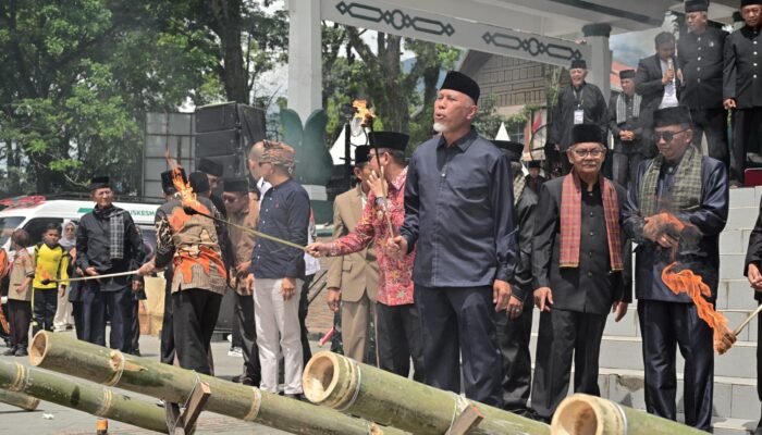 Mahyeldi Dorong Permainan Tradisional Bentuk Karakter Anak Nagari